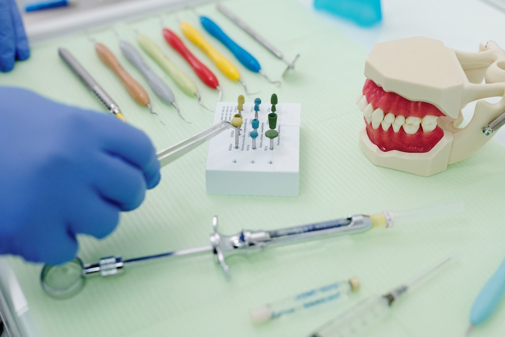 moulage en plastique pour appareils orthodontiques